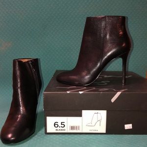 Women’s Banana Republic Victoria Ankle Boots Size 6.5